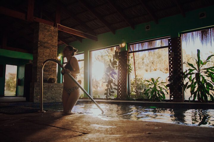 Pool 33 of 66