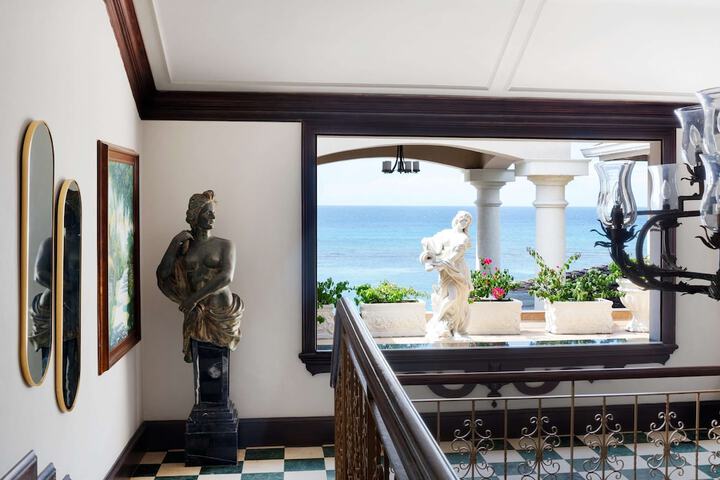Lobby Photos