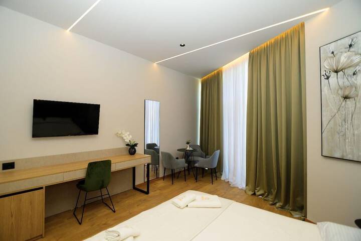 Room 46 of 88
