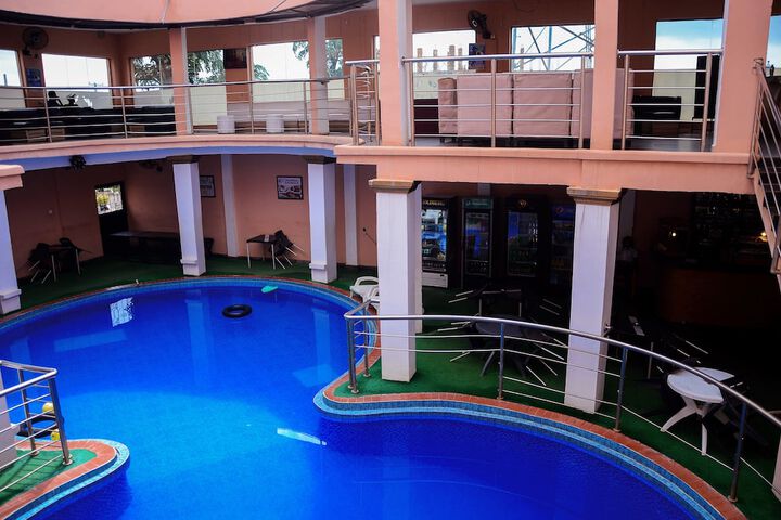 Pool 29 of 43