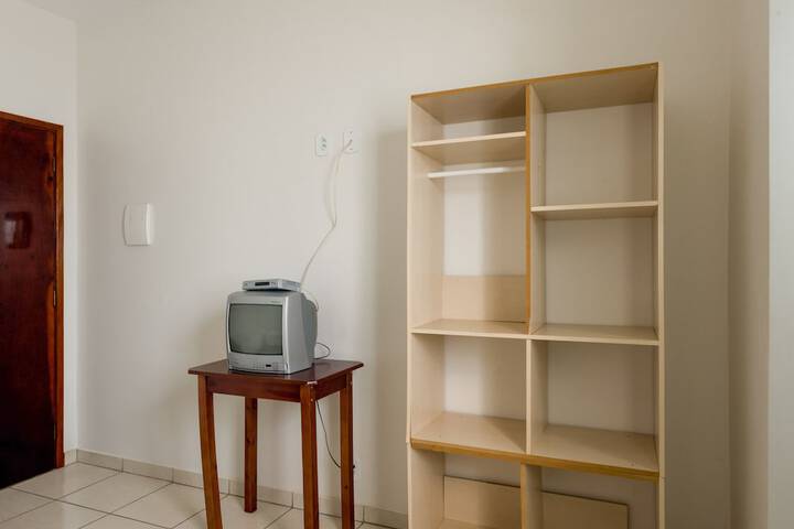 Room 8 of 18