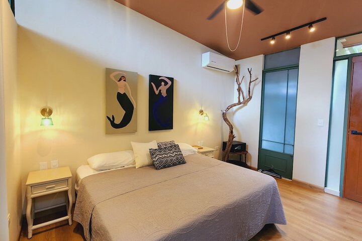 Room 18 of 41