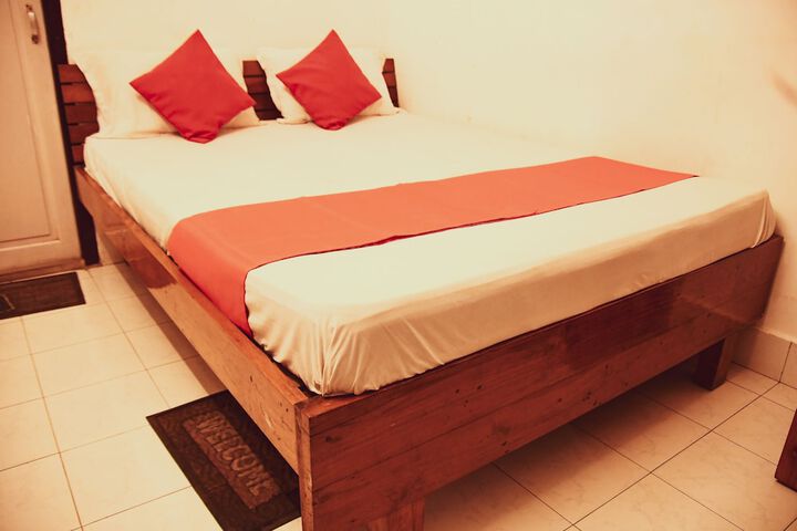 Room 9 of 55