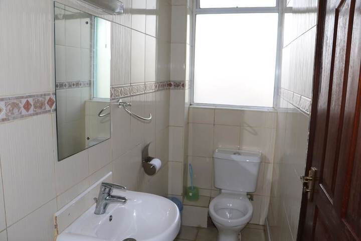 Room 12 of 22