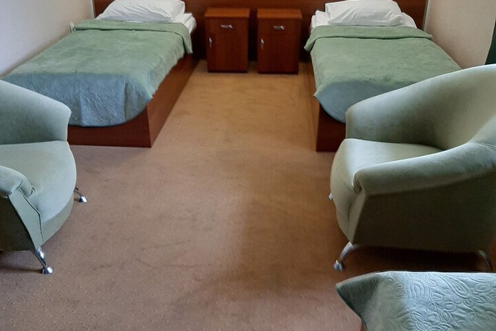 Room 28 of 91