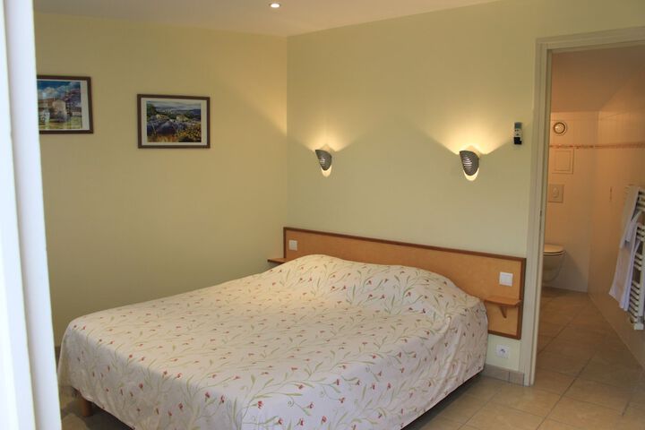 Room 3 of 23