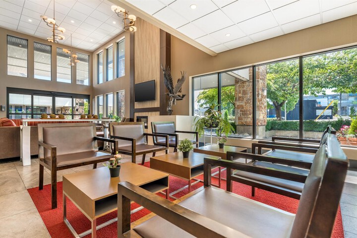 Lobby Entry