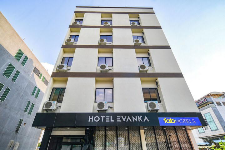 Hotel 28 of 29
