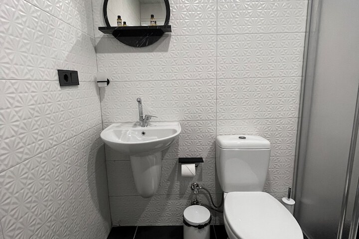 Room 28 of 59