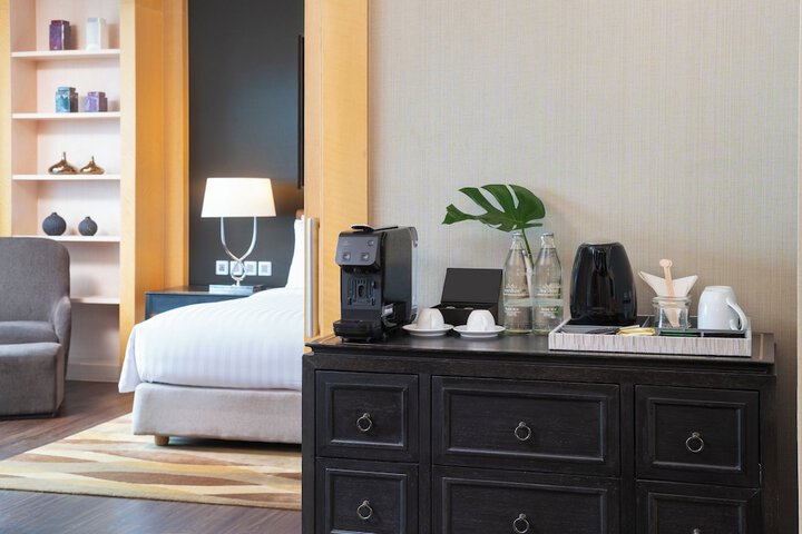 Room 56 of 277