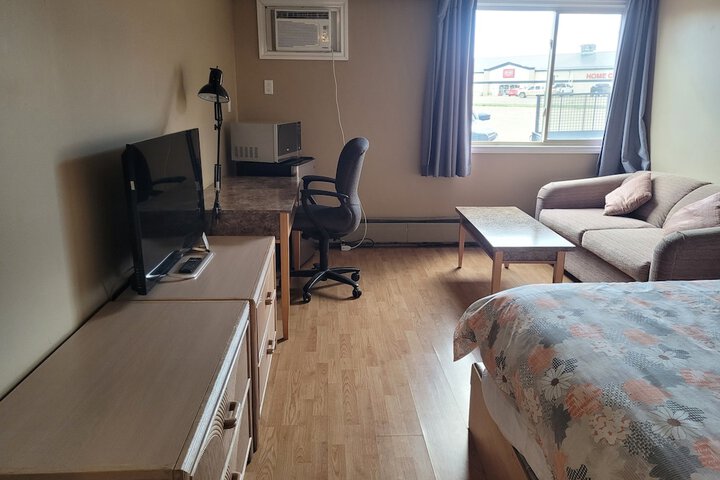 Room 9 of 26