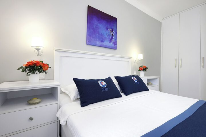 Room 19 of 40