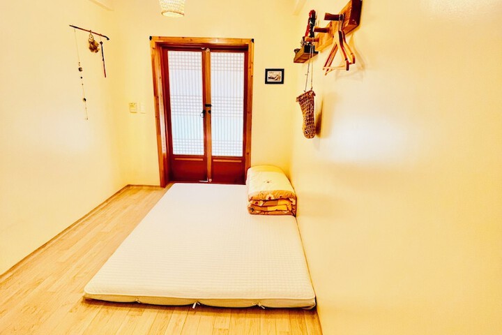 Room 28 of 58
