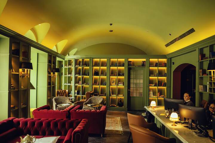 Hotel Interior 7 of 59