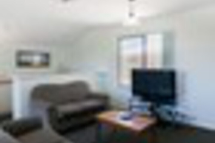 Room 44 of 60