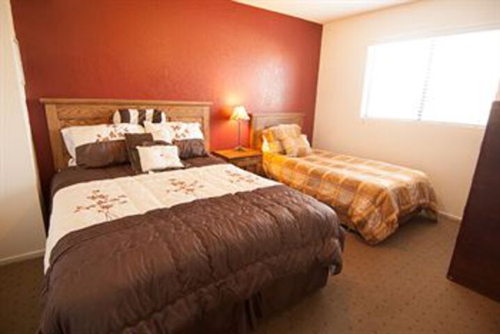Room 12 of 37