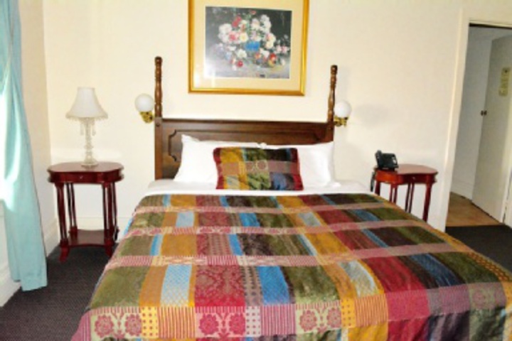 Room 707 of 768