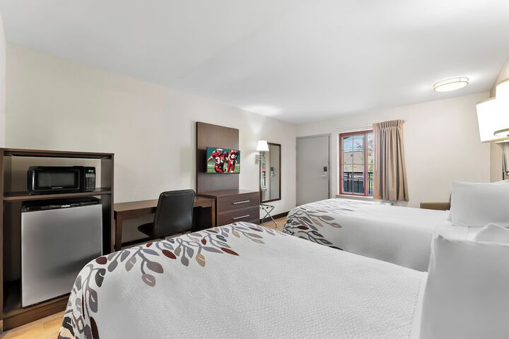 Room 5 of 37