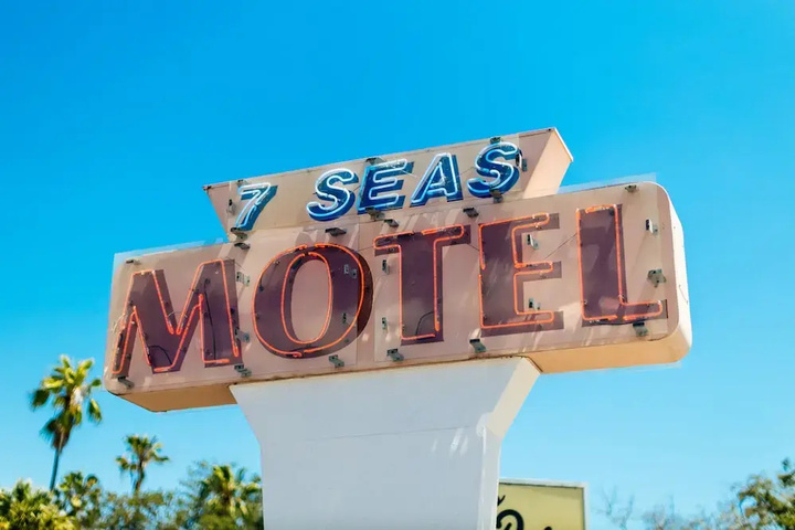 Photo of Seven Seas Hotel