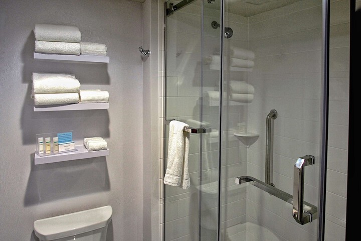 Bathroom shower