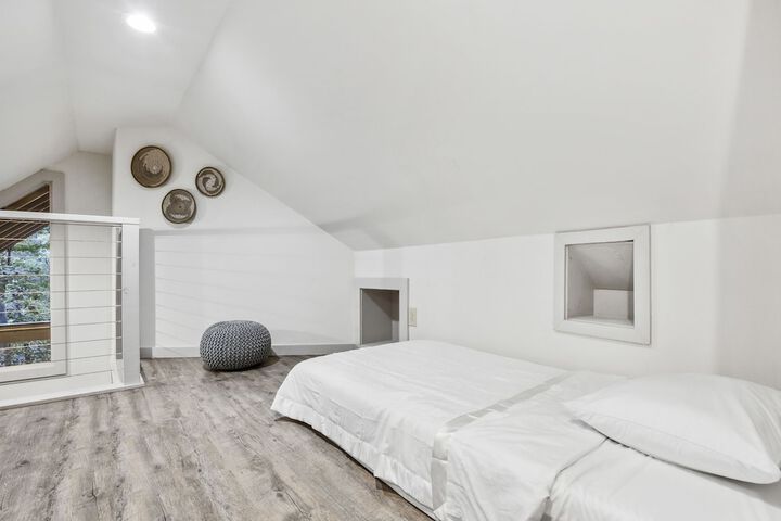 Room 8 of 21