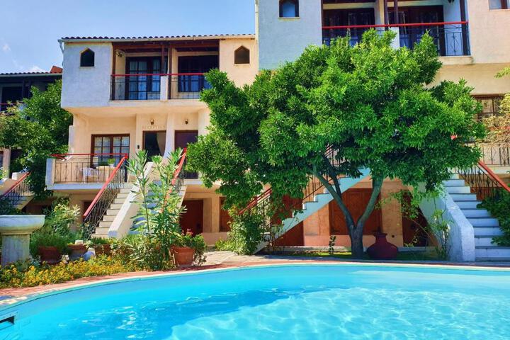 Kipos Hotel
