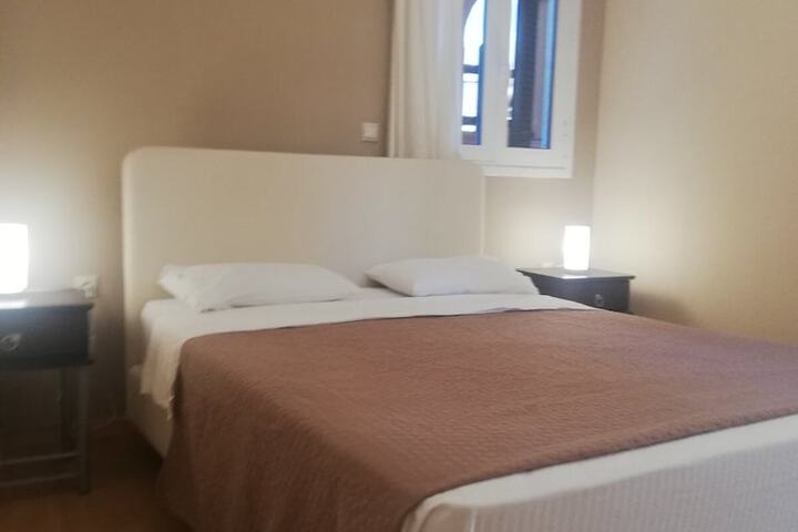 Room 8 of 46