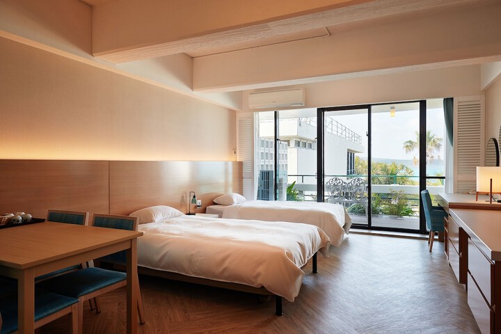 Room 16 of 113