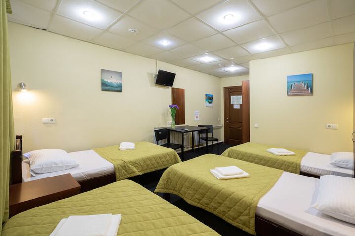 Room 10 of 35
