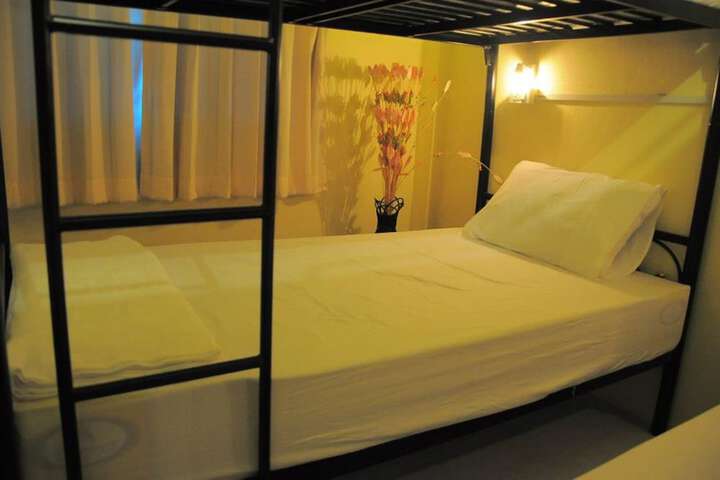 Room 7 of 49