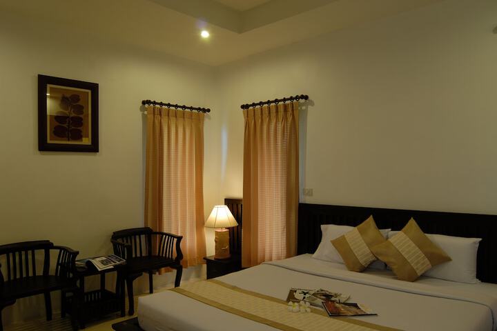 Room 4 of 31