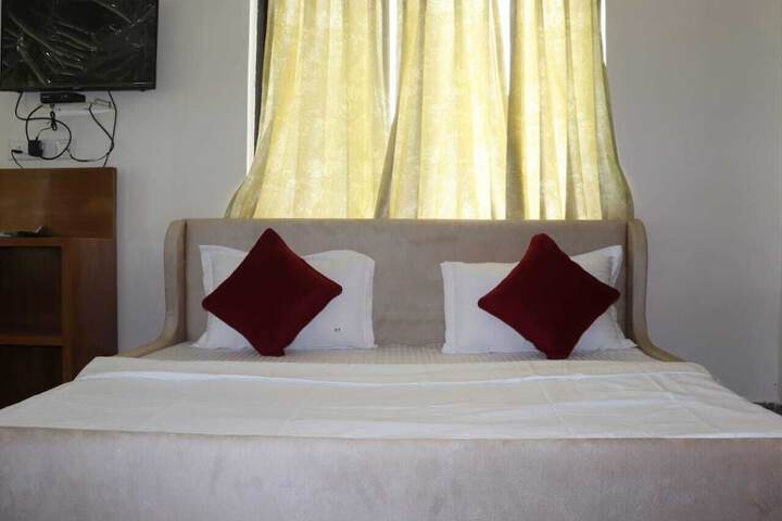 Room 16 of 39