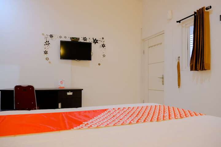 Room 14 of 30