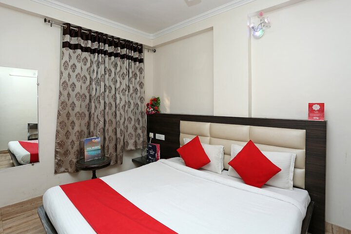 Room 16 of 22