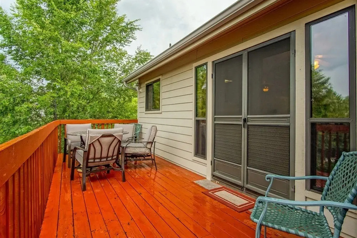Terrace/Patio 5 of 11