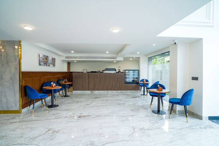 Hotel Interior 11 of 73