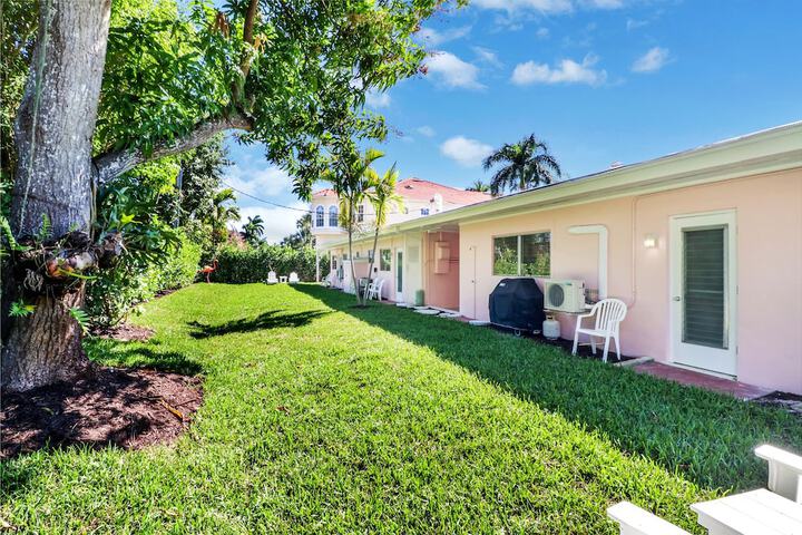 Hotel Exterior 31 of 31