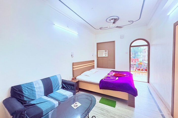 Room 25 of 84