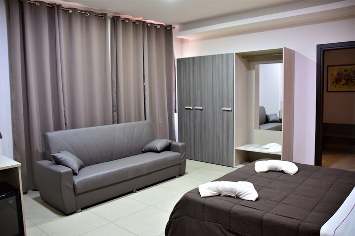 Room 22 of 63