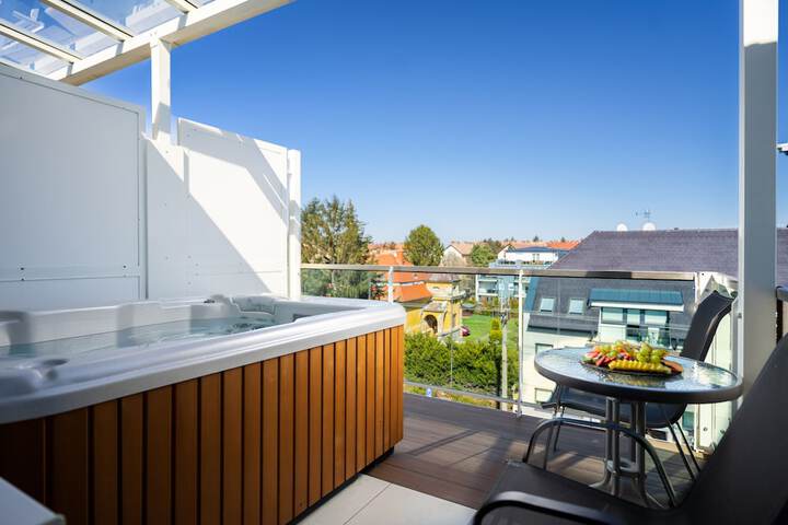 Terrace/Patio 79 of 135