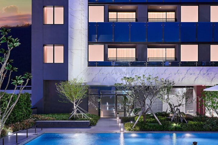 Pool 48 of 82