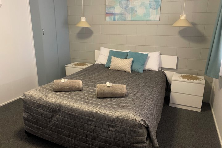 Room 12 of 21