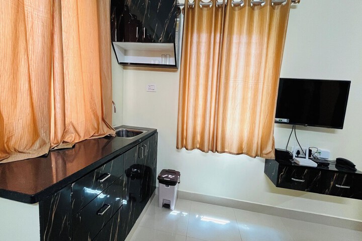 Room 15 of 21