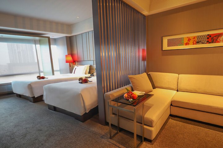 Room 8 of 55