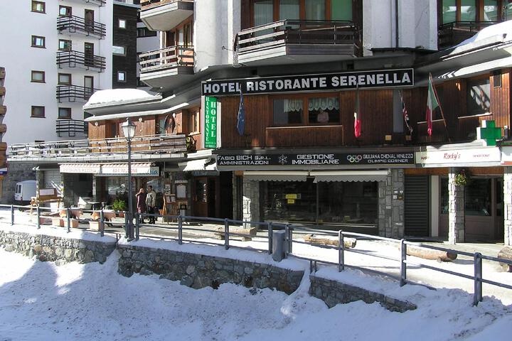 Serenella Breuil-Cervinia, Italia