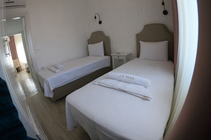 Room 5 of 56