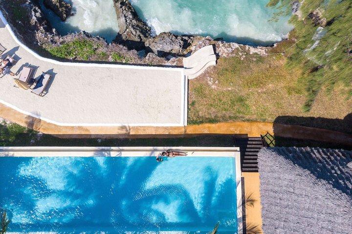 Pool 36 of 84