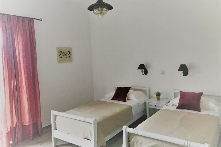 Room 10 of 41