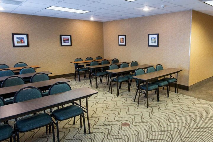 Meeting facility