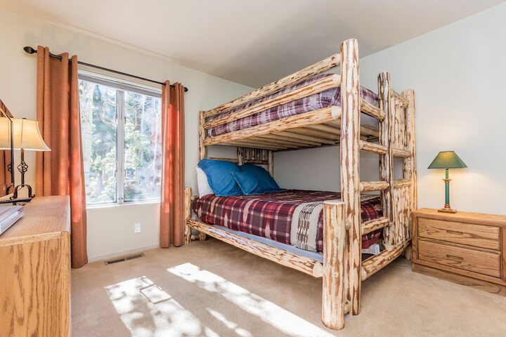 Snowcreek Phase IV in Mammoth Lakes, CA